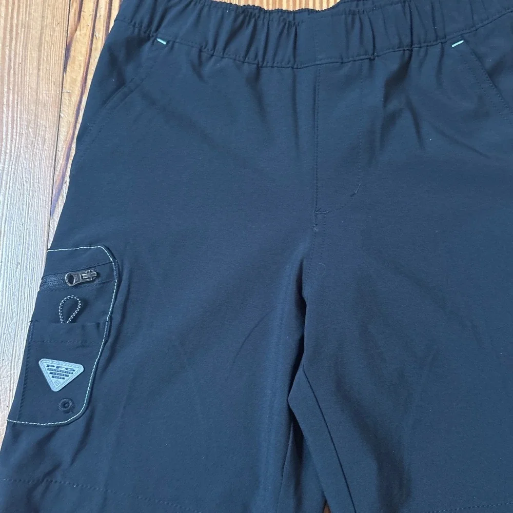Columbia PFG Shorts Kids Black Performance Fishing Cargo SIZE S (8)